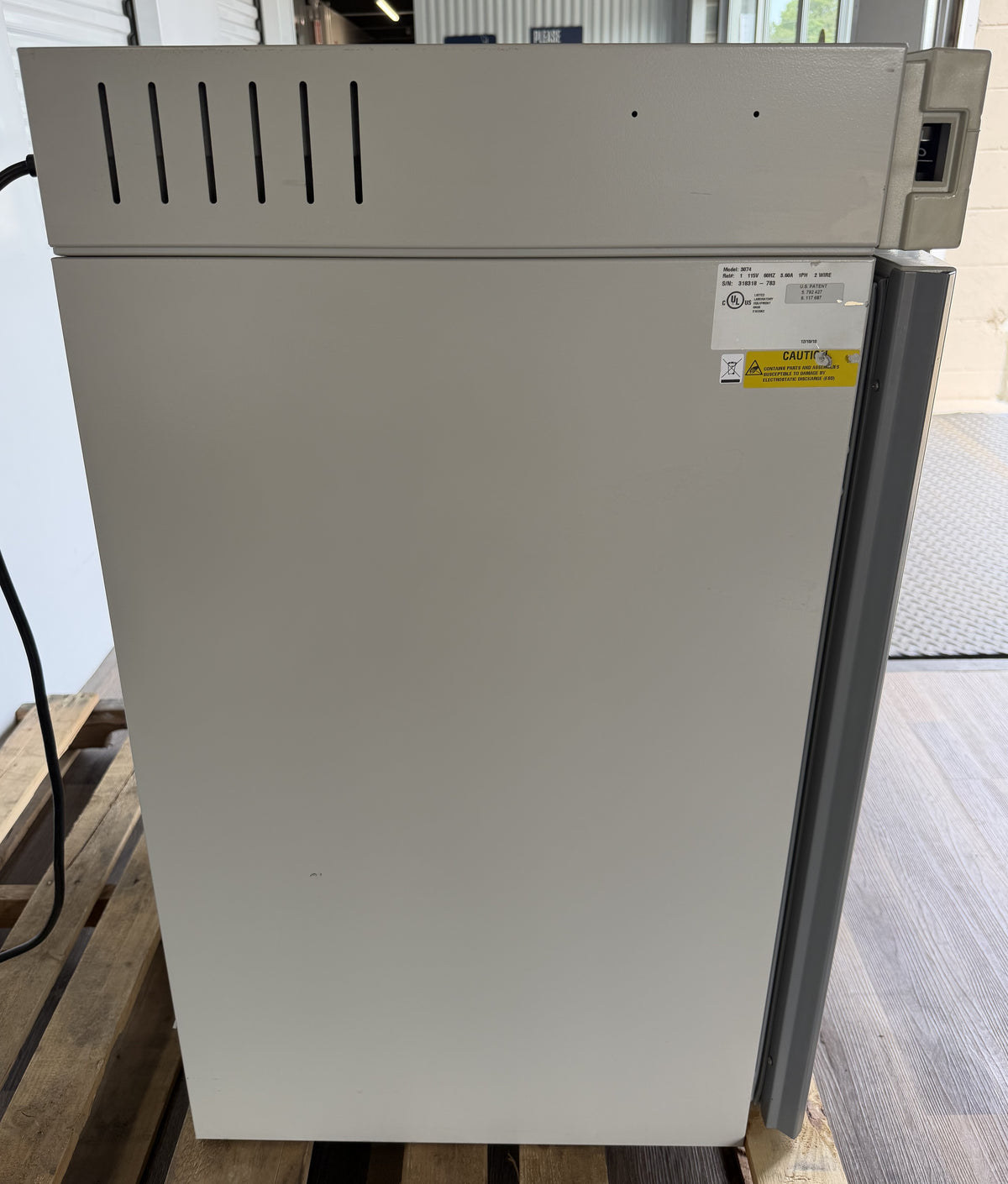 VWR Symphony 3074 Water Jacketed CO2 Laboratory Incubator