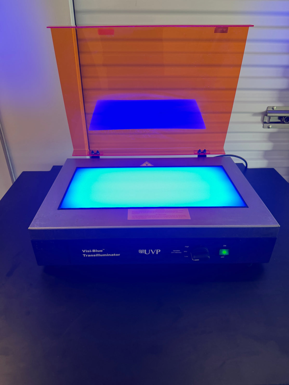 UVP VB-40 Visi-Blue UV Transilluminator P/N 95-0433-01