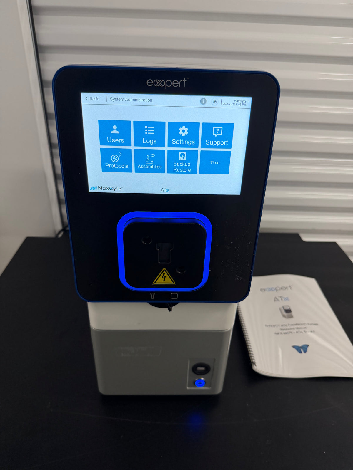 MaxCyte ExPERT ATx Electroporation System
