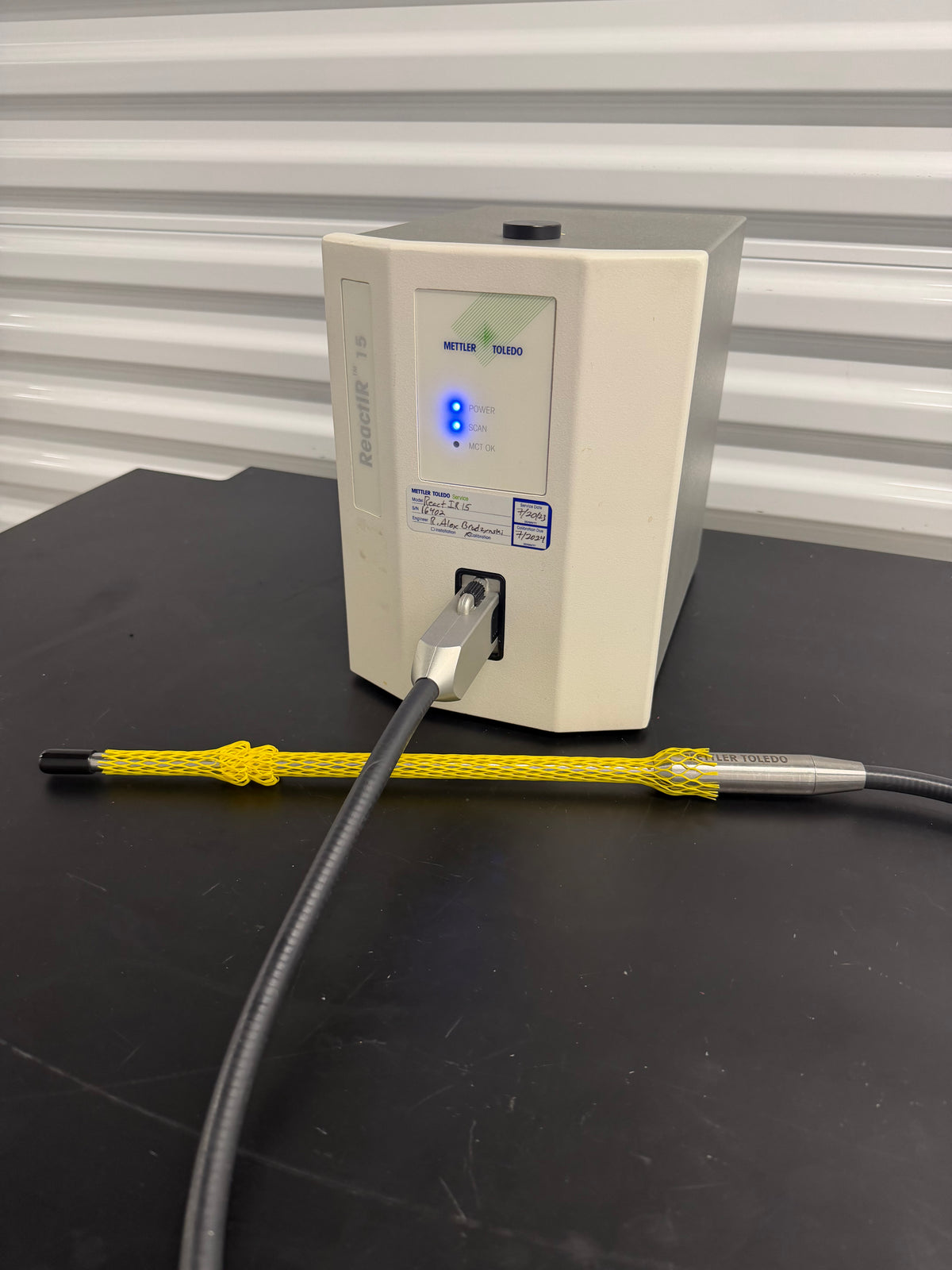 Mettler Toledo ReactIR 15 in situ (FTIR) Analyzer with DST Series AgX Probe