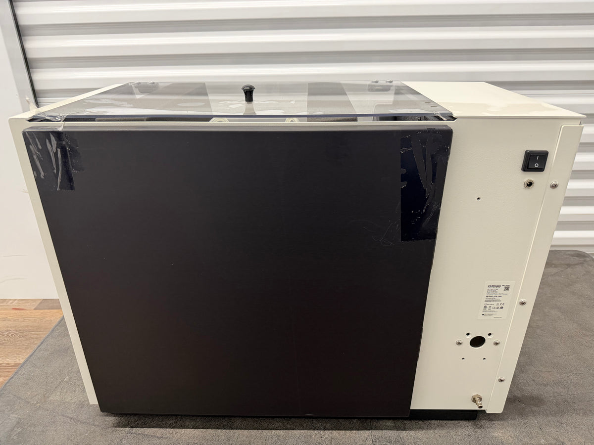Invitrogen Bandmate Automated Western Blot Processor. Model: BW1000