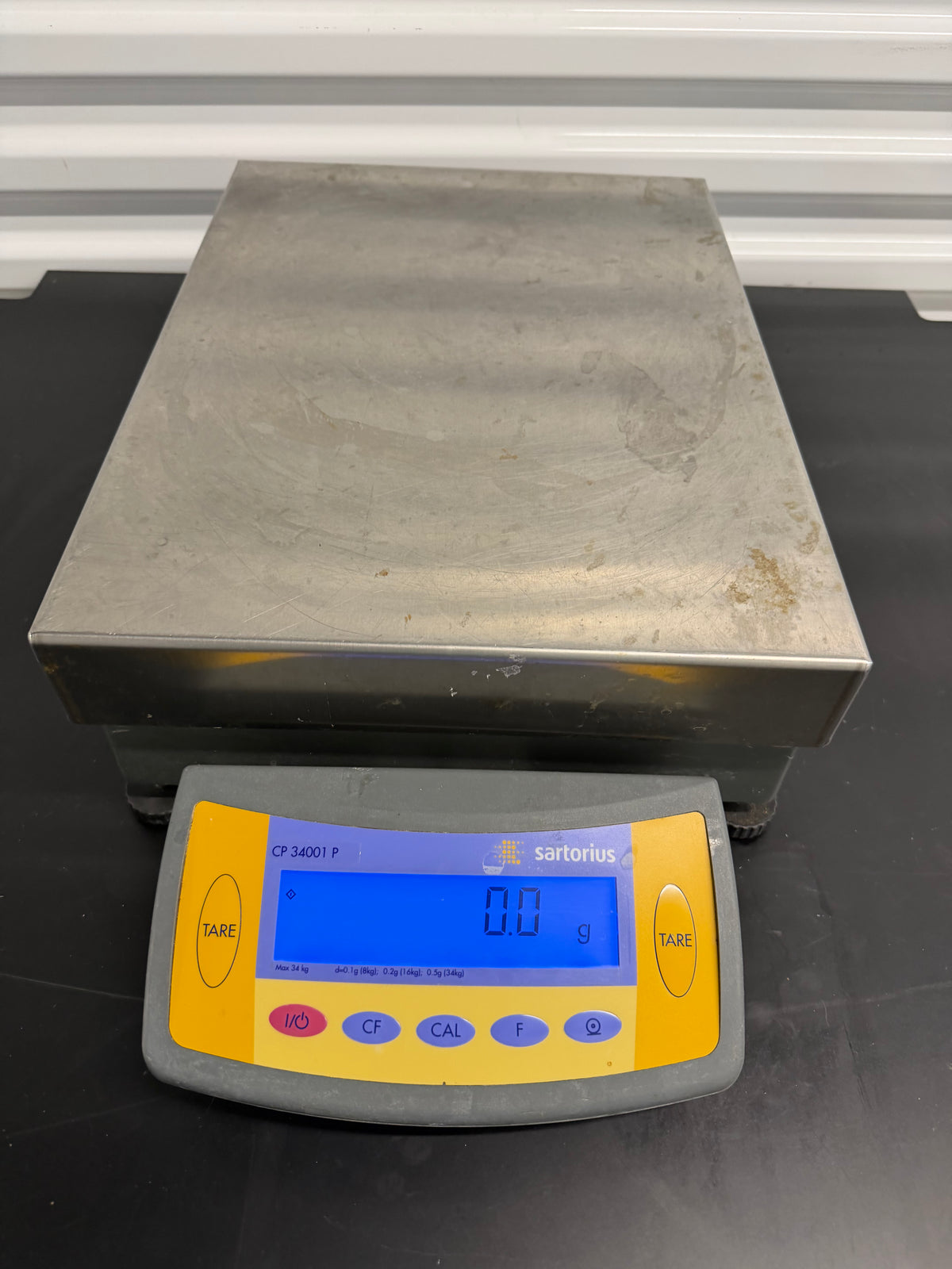 Sartorius CP34001P high-capacity, multi-range precision laboratory balance