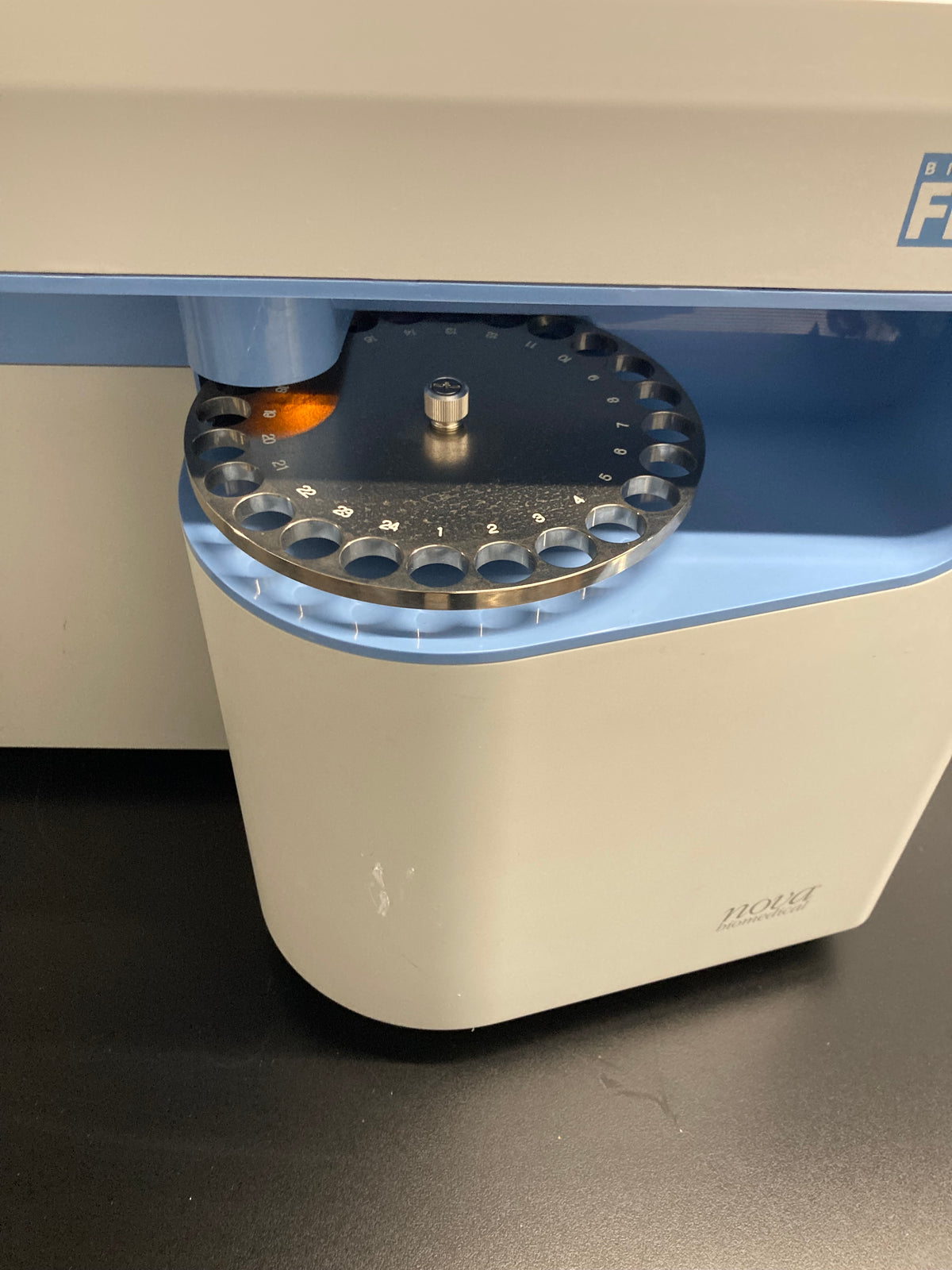Nova Biomedical BioProfile Flex 2 Automated Cell Culture Analyzer with OSM20 Osmometer Module