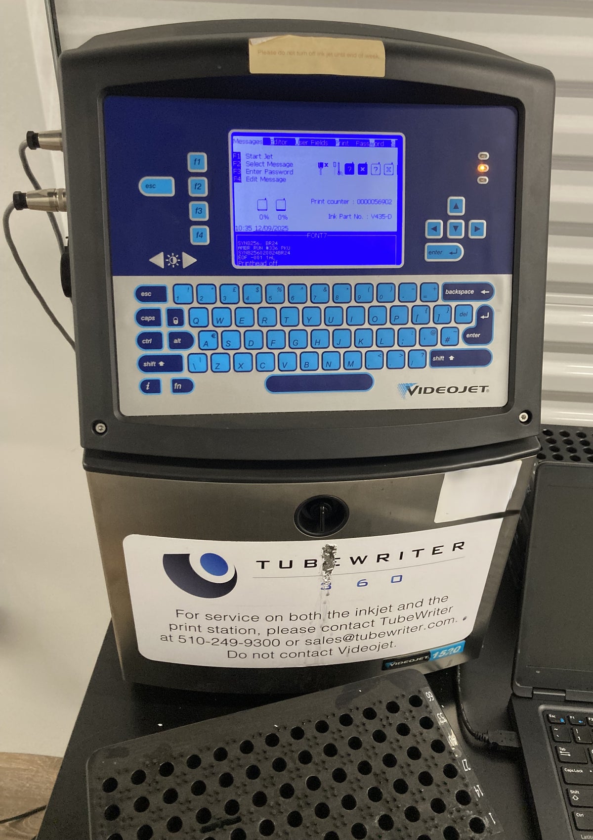 Videojet 1520 Continuous Ink Jet Printer w/ Tubewriter 360 Vial Labeling System