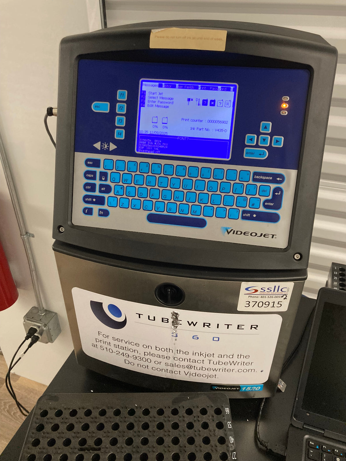 Videojet 1520 Continuous Ink Jet Printer w/ Tubewriter 360 Vial Labeling System