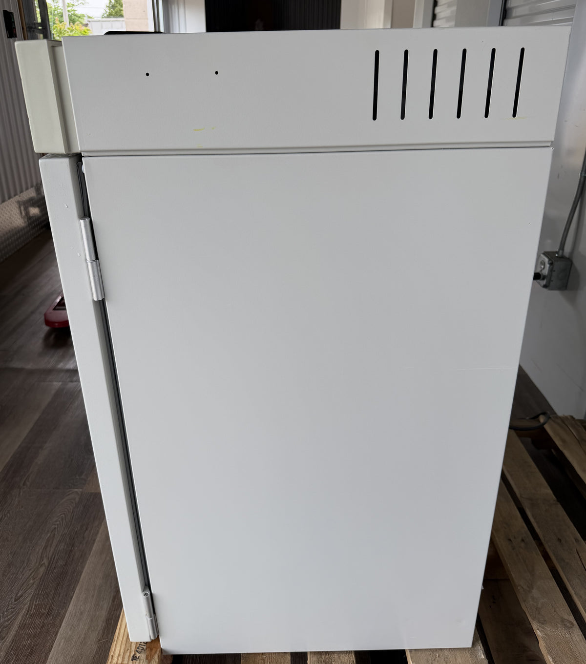 VWR Symphony 3074 Water Jacketed CO2 Laboratory Incubator