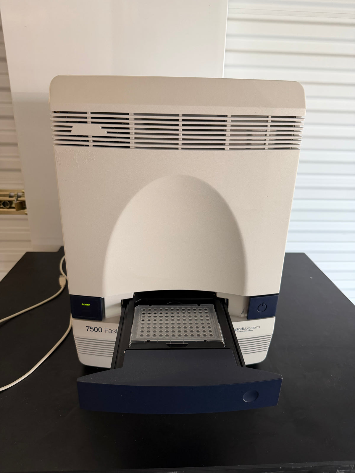 Applied Biosystems 7500 FAST  Real-time PCR System  4357362
