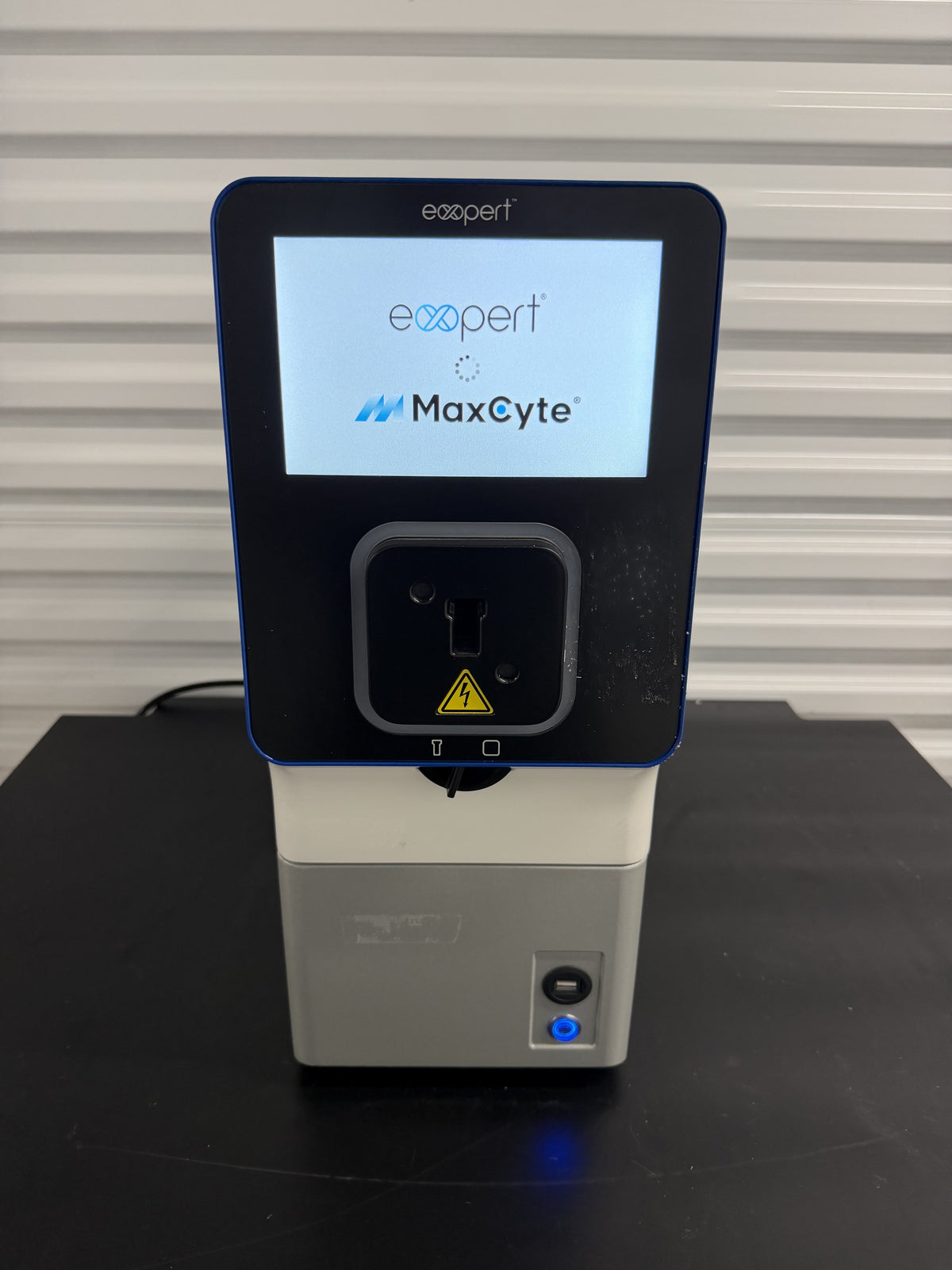 MaxCyte ExPERT ATx Electroporation System