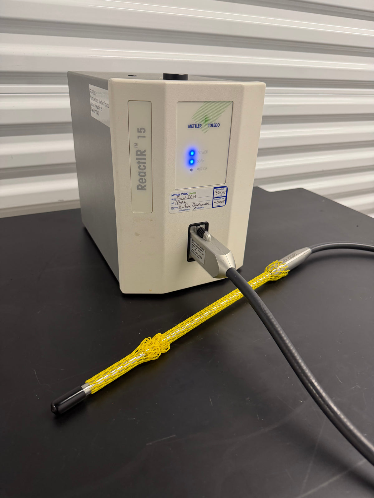 Mettler Toledo ReactIR 15 in situ (FTIR) Analyzer with DST Series AgX Probe