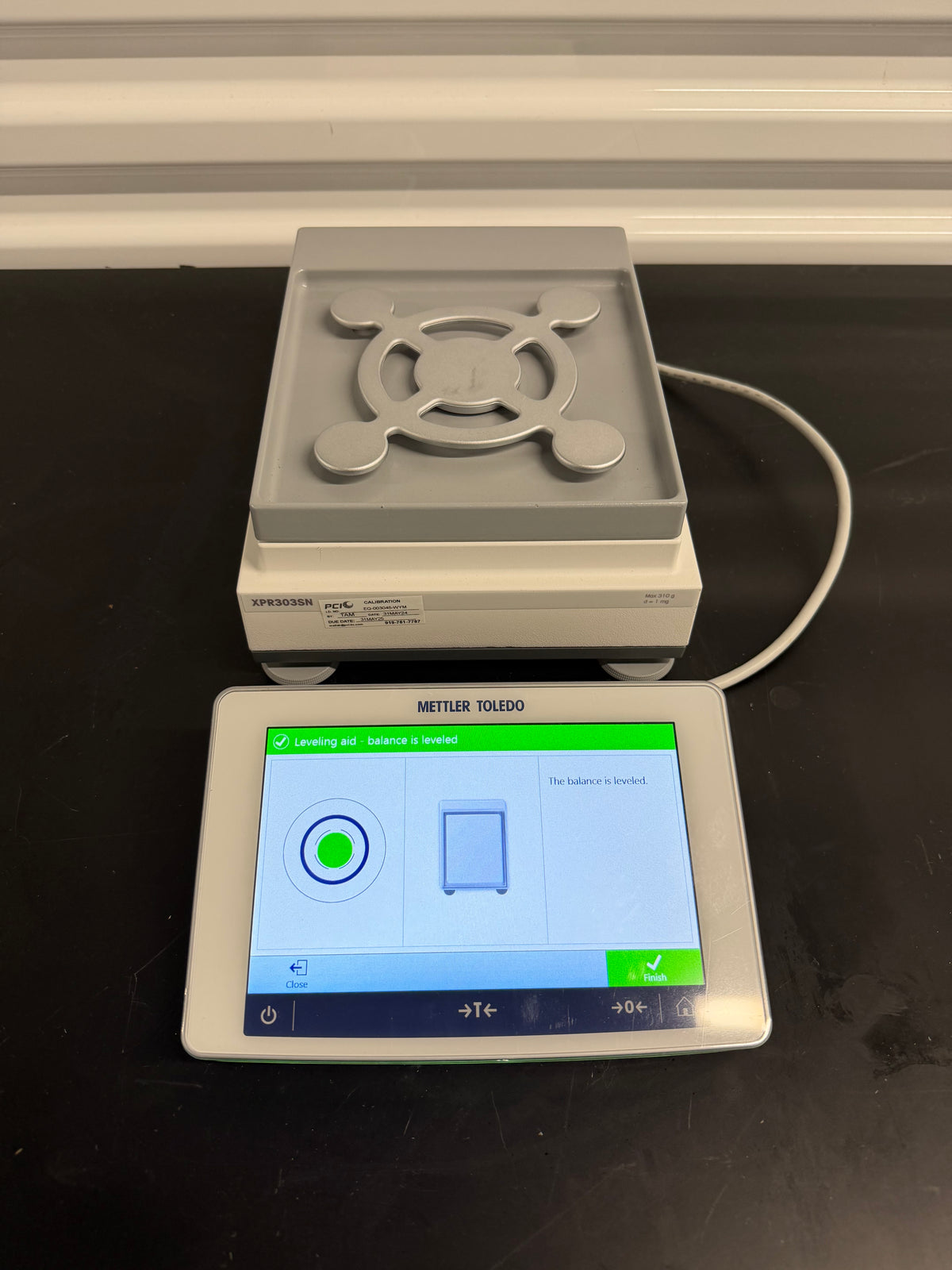 Mettler Toledo XPR303SN Excellence Precision Balance (310 g x 1 mg)